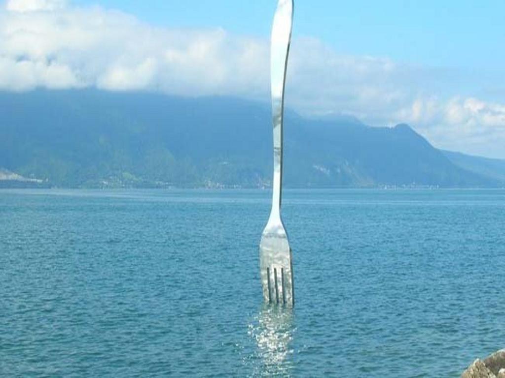 Les Negociants Hotel Vevey Exterior photo
