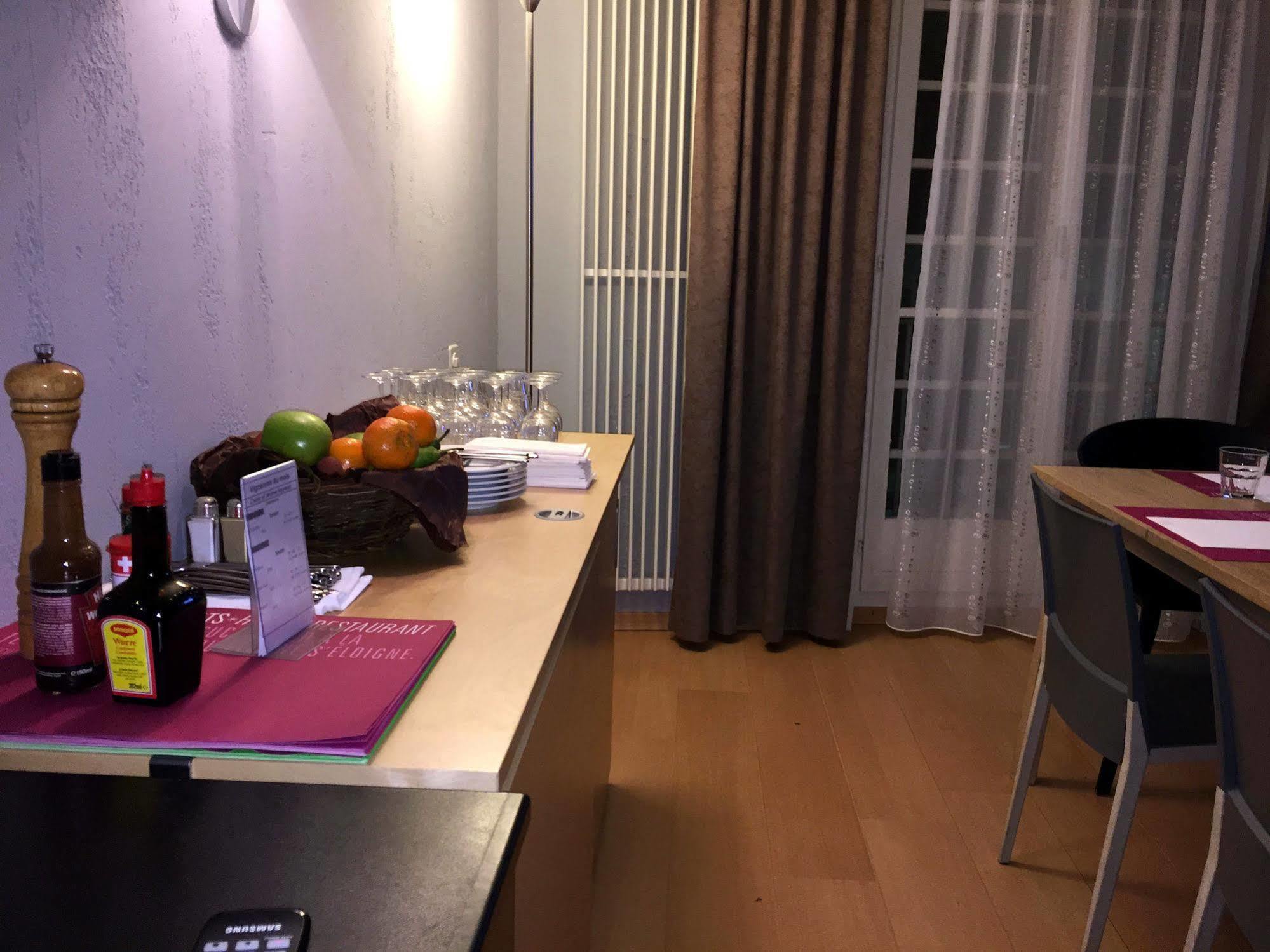 Les Negociants Hotel Vevey Exterior photo